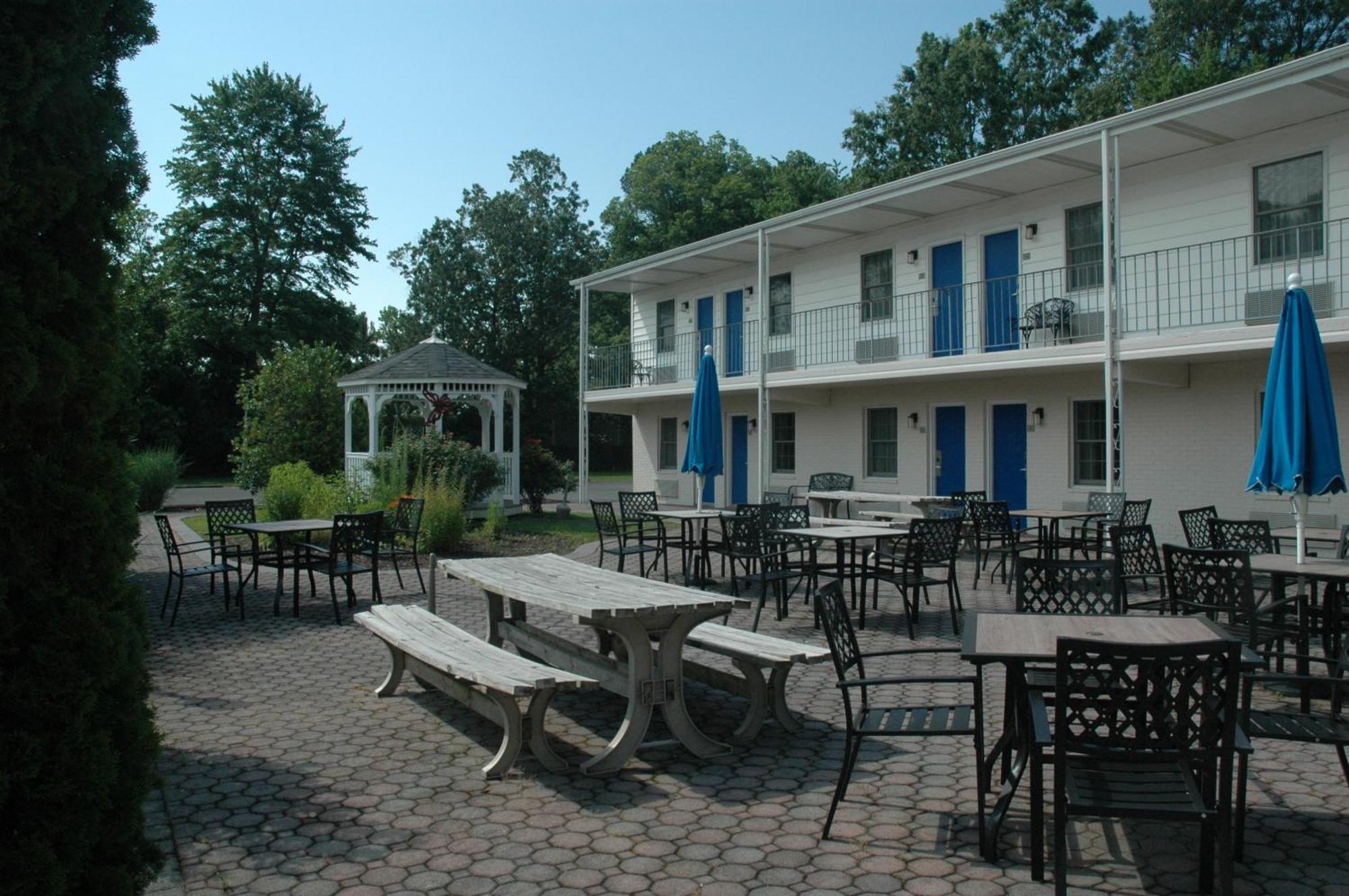 St. Michaels Inn ภายนอก รูปภาพ